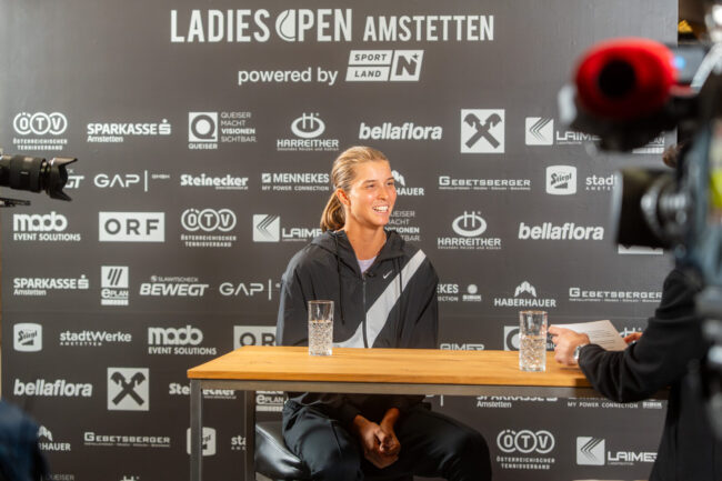 Tagger bei Pressekonferenz in Amstetten.