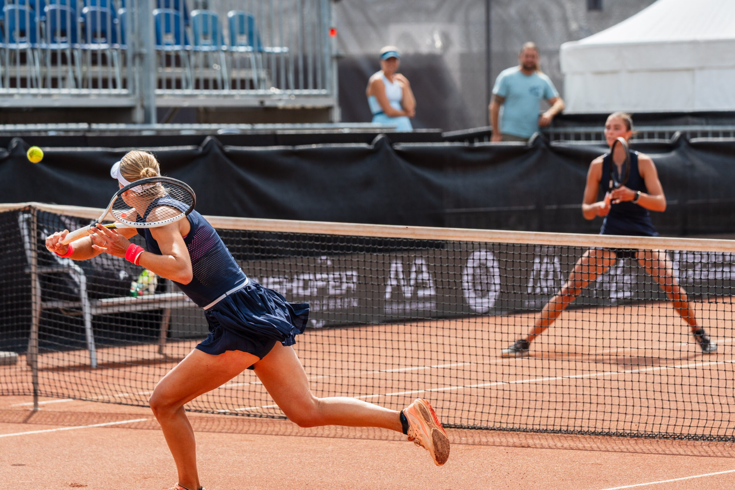 Zaar und Mair bei ihrem Match.